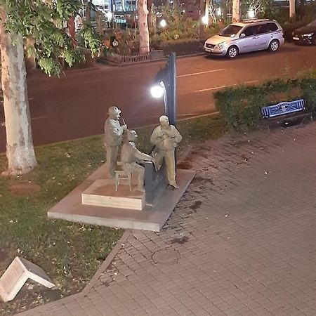Yerevan, Abovyan 34 My Street Екстер'єр фото