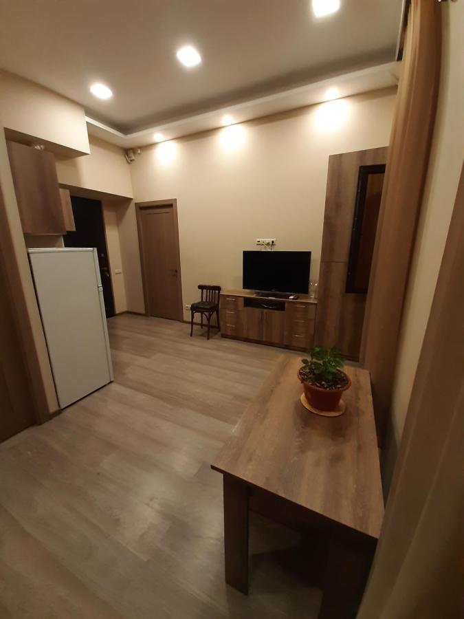 Yerevan, Abovyan 34 My Street Екстер'єр фото