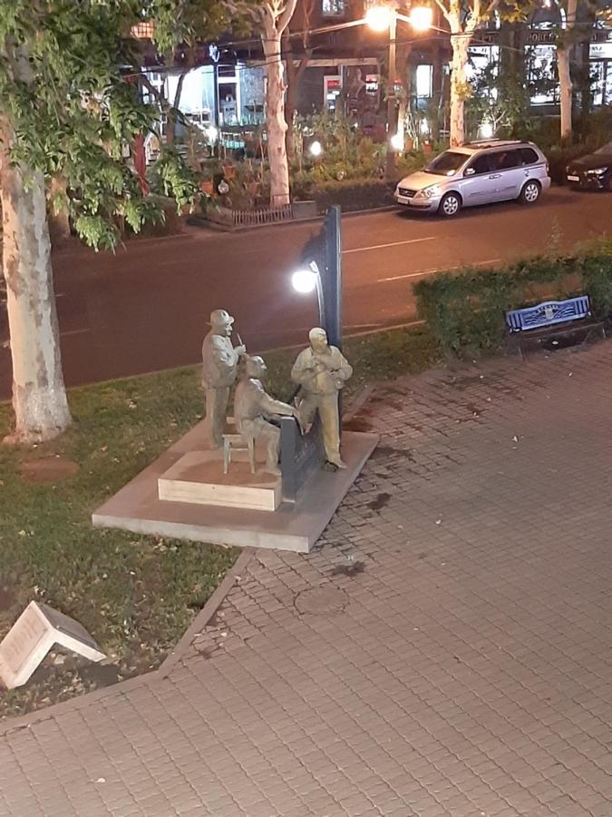 Yerevan, Abovyan 34 My Street Екстер'єр фото